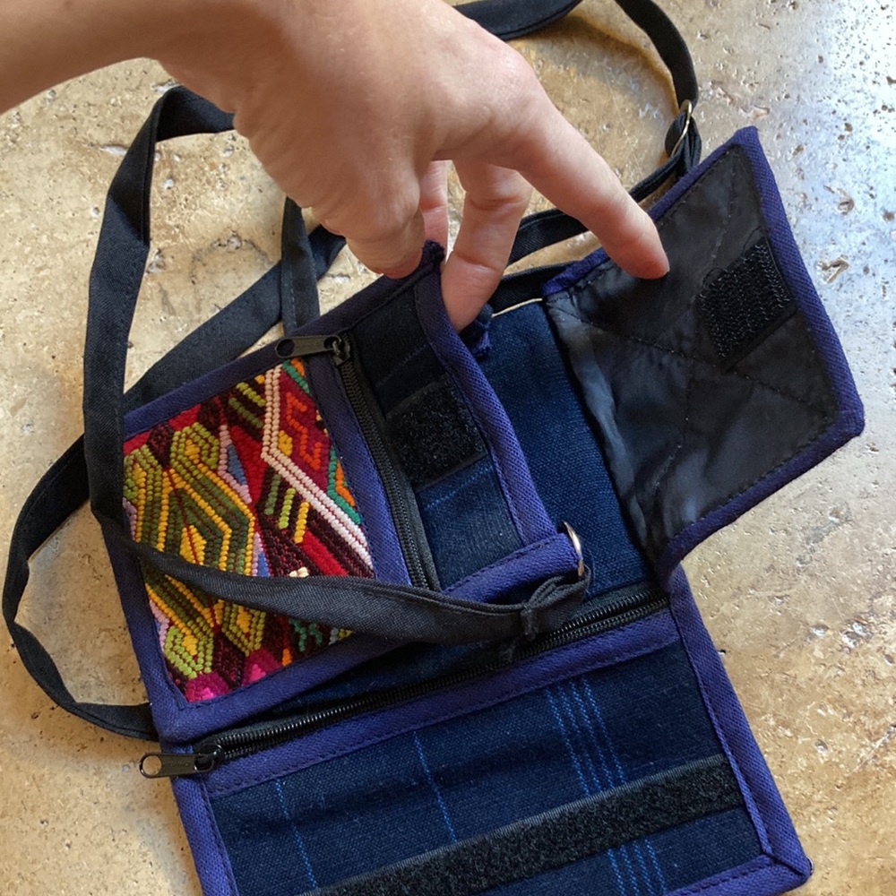 Embroidery purse wallet  new with adjustable strap - Picture 8 of 11